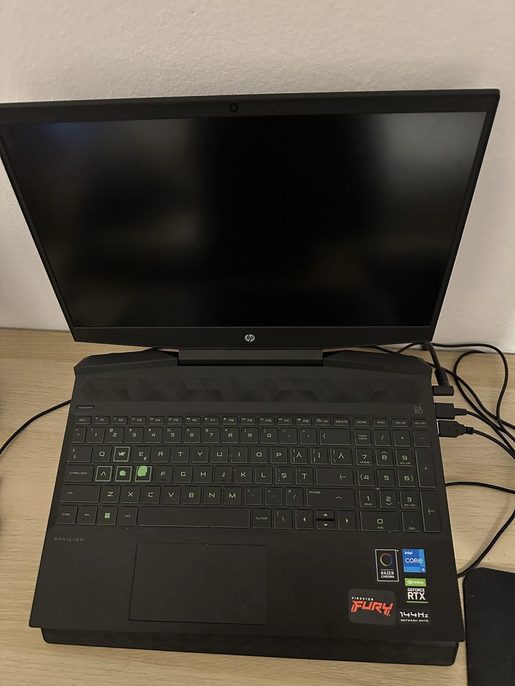 Vand laptop gaming hp pavilion 15,6 display