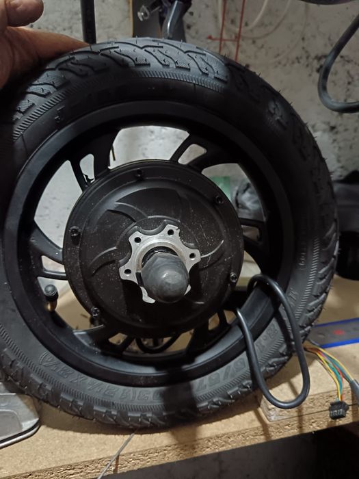 Motor electric roata