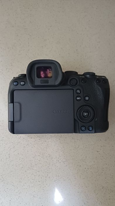 Фотоаппарат кенон R6 сотилади холати яхши