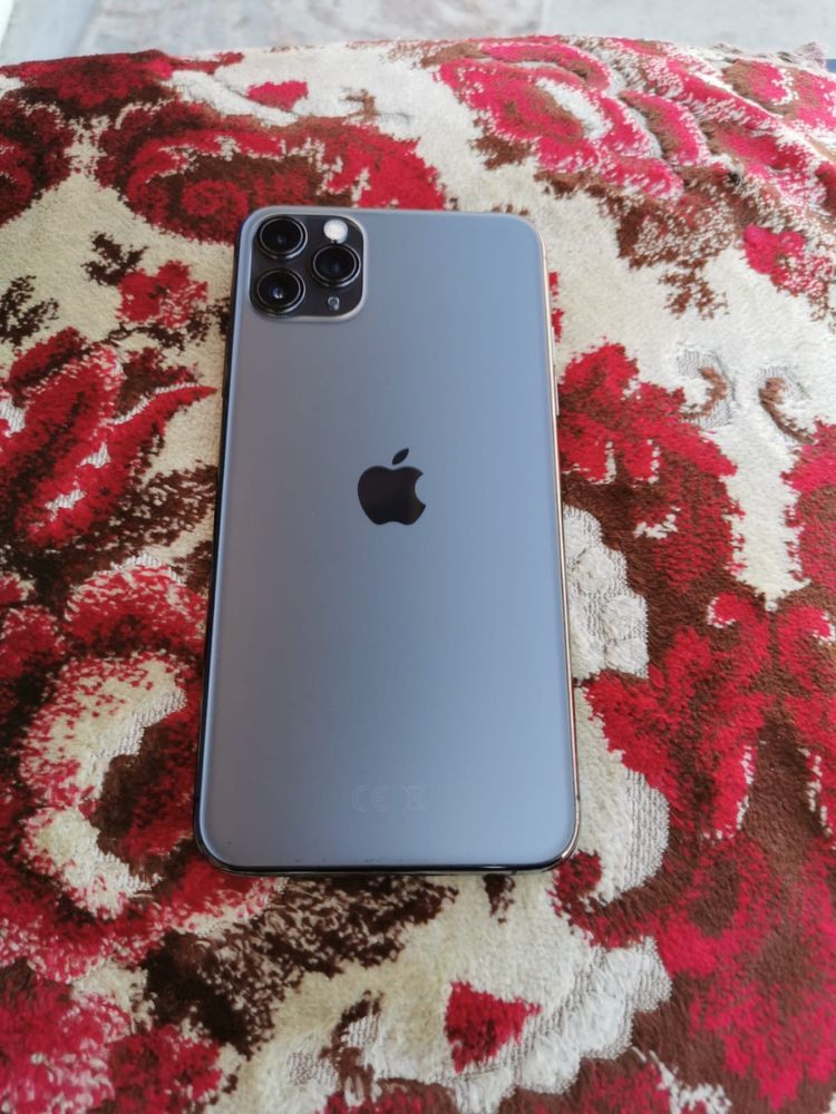 Vand iphone 11 pro max 256 gb