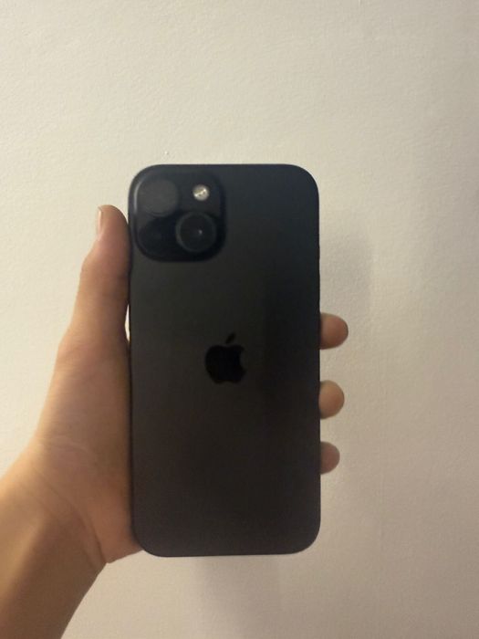 Айфон 15 обычный