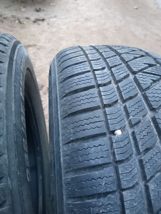 Kumho 255 65 17 la vânzare 2 buc