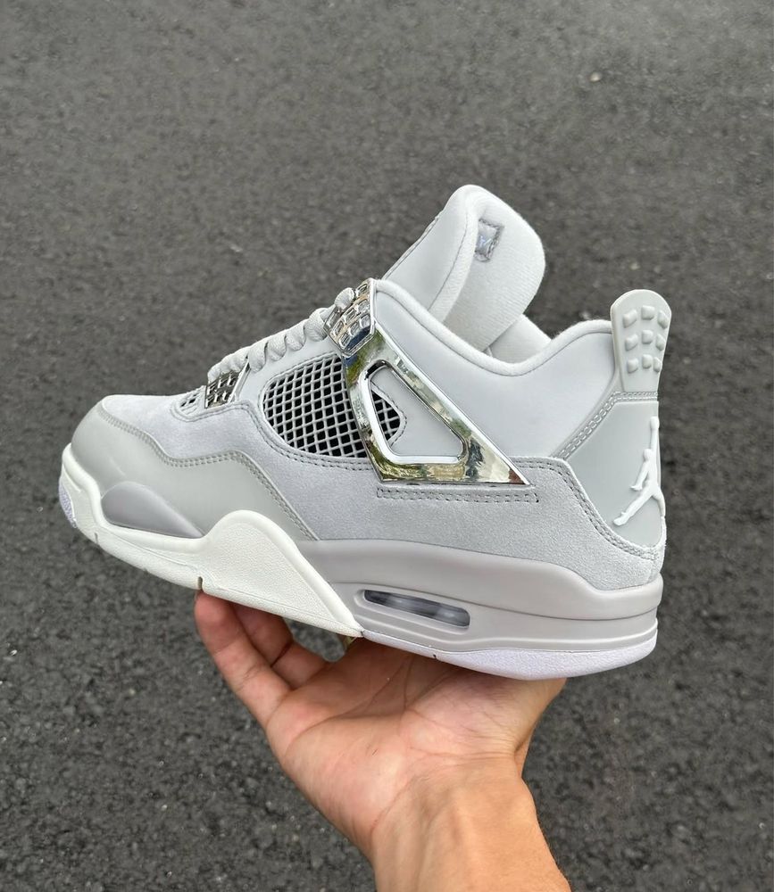 Jordan 4 frozen moments