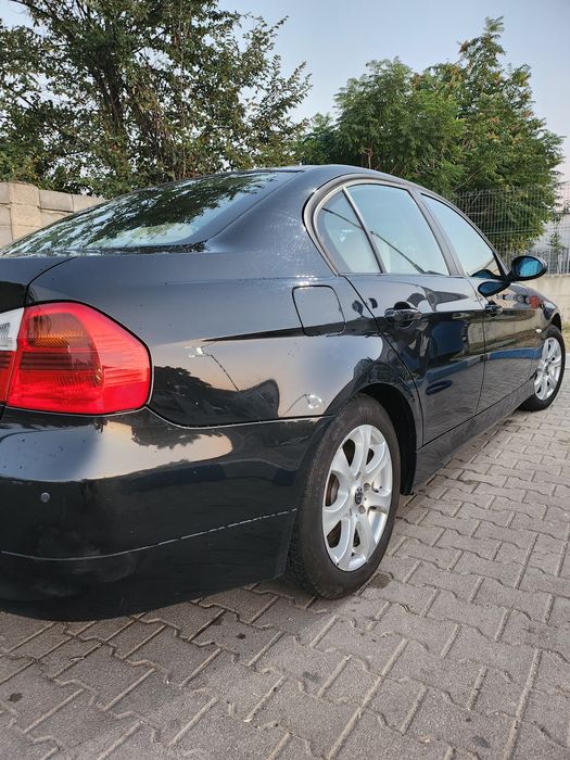 BMW 320 150К.С Бензин  2006