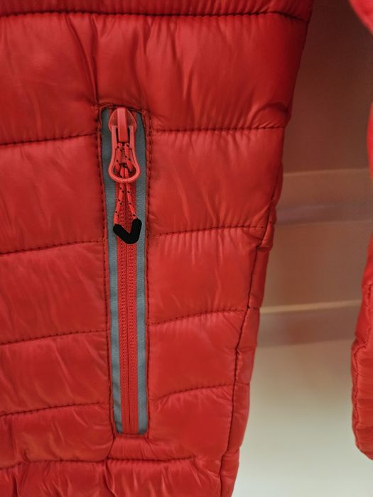 Юношеско яке reserved ново