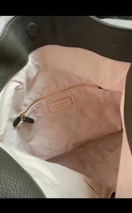 Coccinelle - geantă de mână  din piele naturală