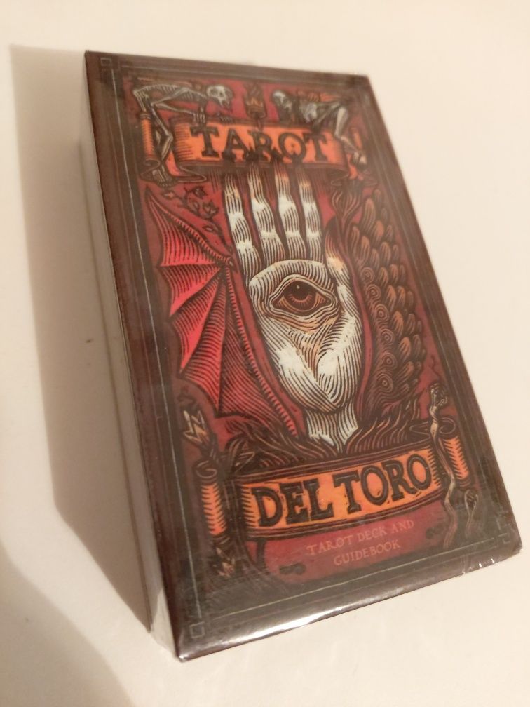 Carti Tarot del Toro