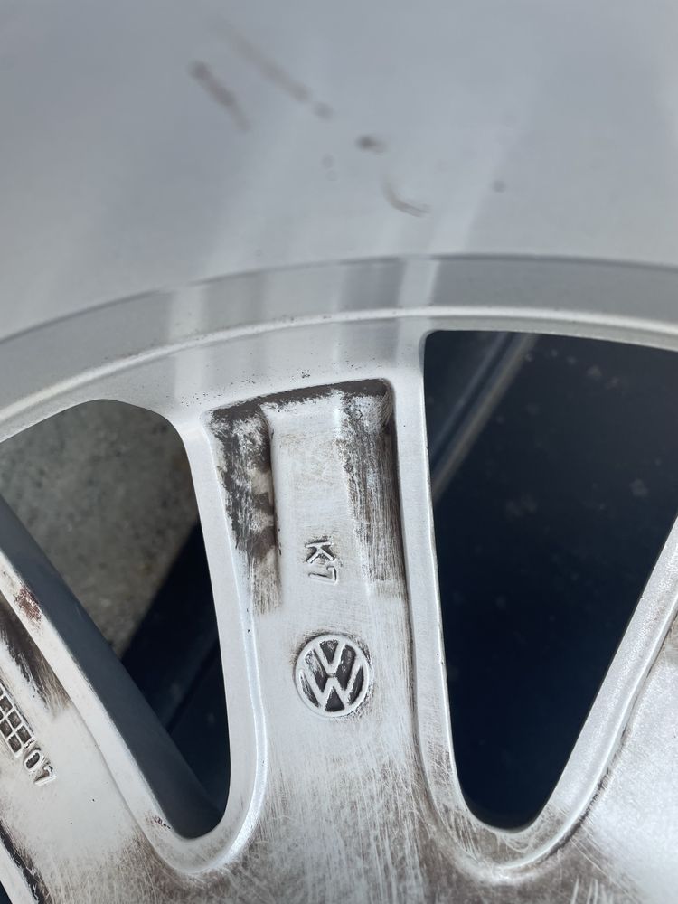 Лети джанти VW оригинал 5х112