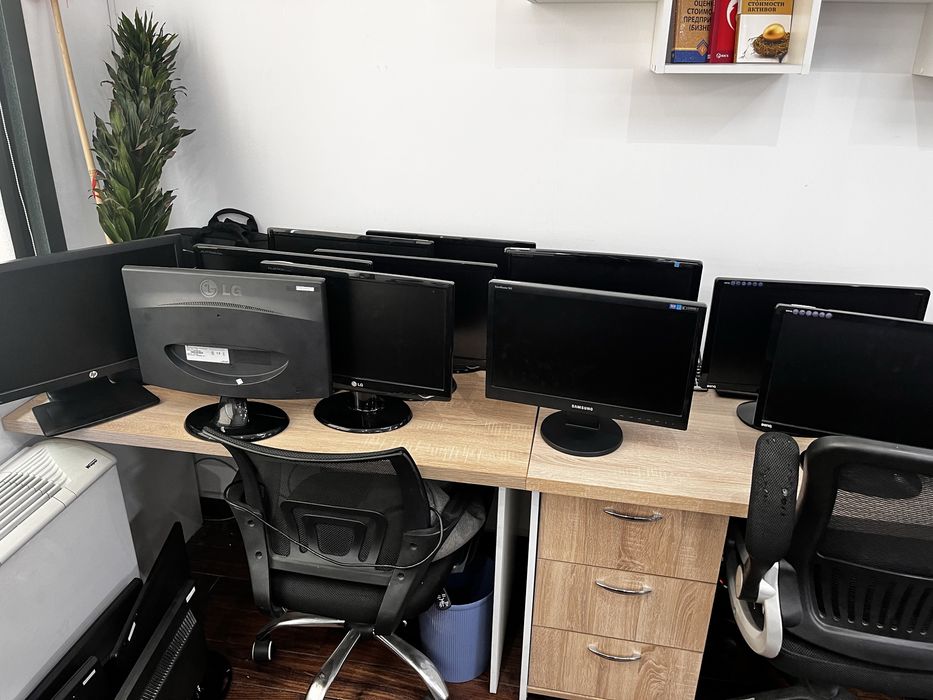 Рабочие мониторые