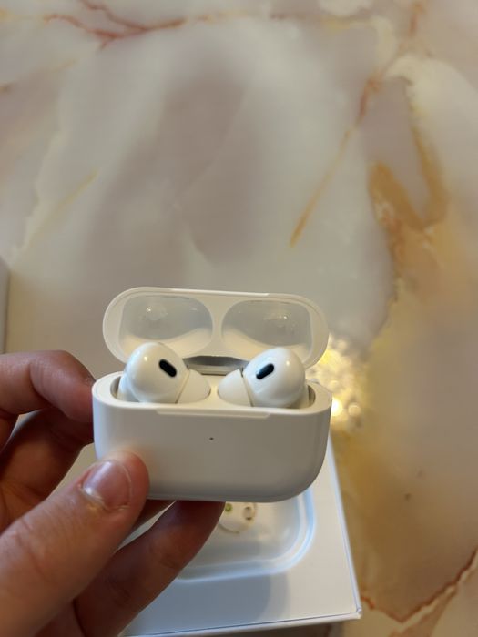 AirPods Pro 2 Apple