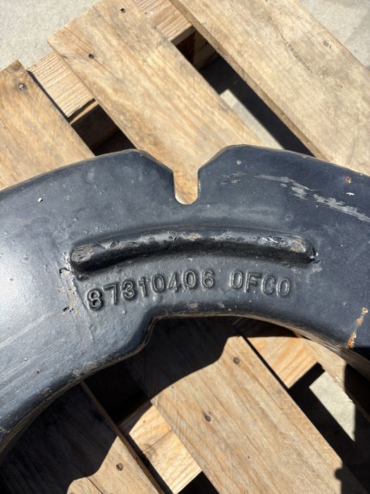 Vand Greutati punte spate pentru tractor Case/New Holland