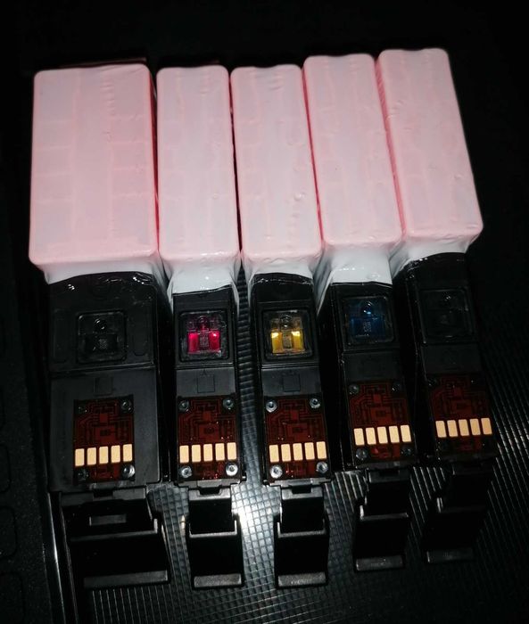 Set cartuse sigilate Canon originale CLI-551 si PGI-550