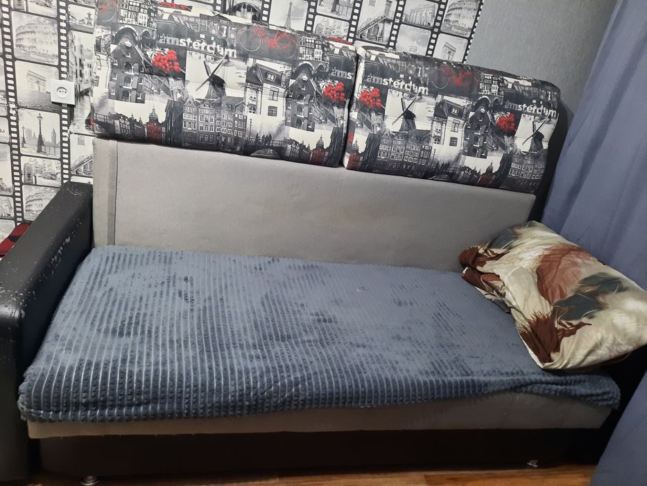 Продается диван раскладной б/у