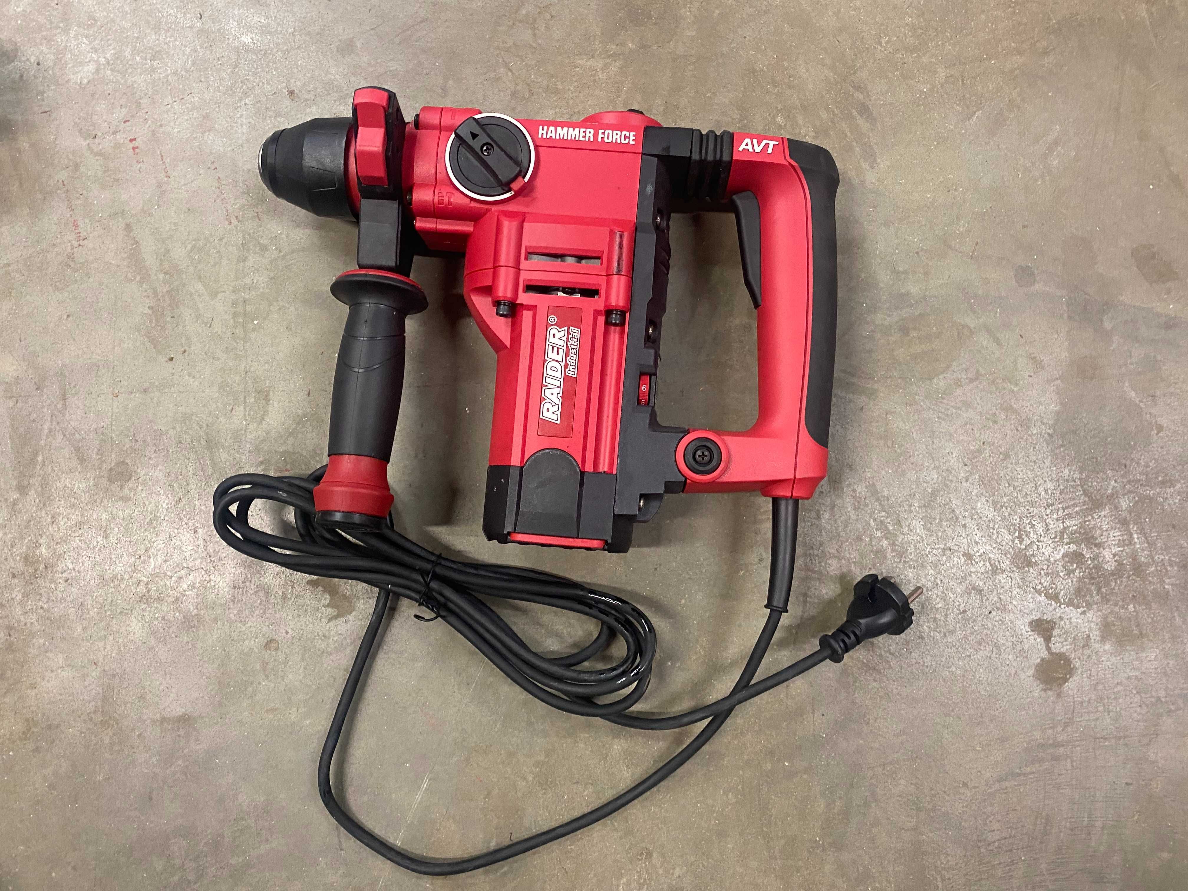Перфоратор 850W /Ъглошлайф 115mm 600W/Бормашина  850W 13mm RO