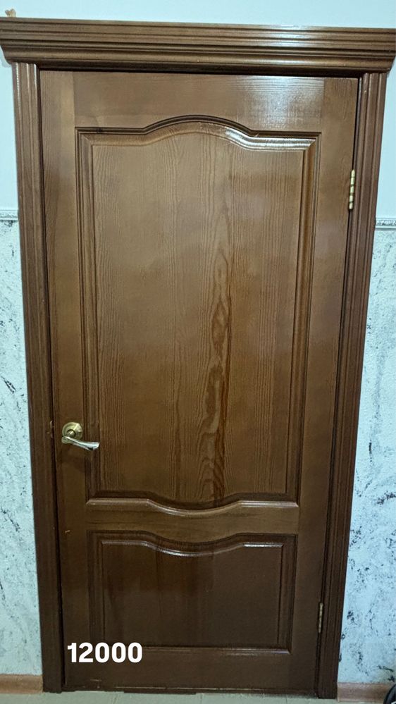 Двери из натурального дерева