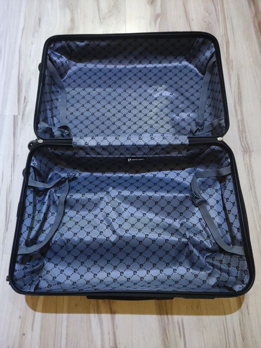 Куфар Pierre Cardin