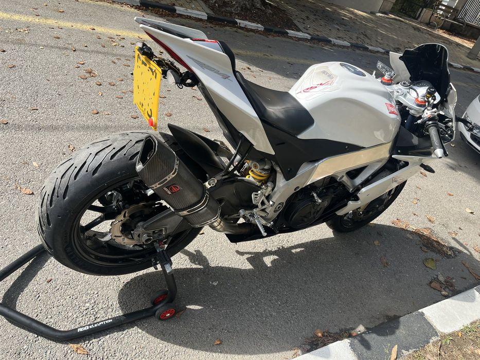 Aprilia RSV4 1000