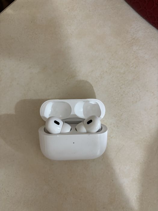 Наушники AirPods pro