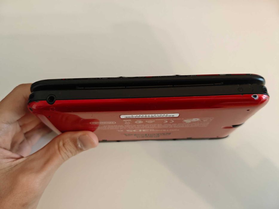 Nintendo 3DS XL Limited Edition Super Smash Bros