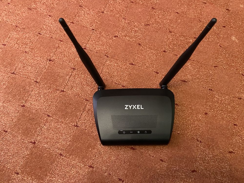 Router  ZYXEL - data transfer 300 Mbps