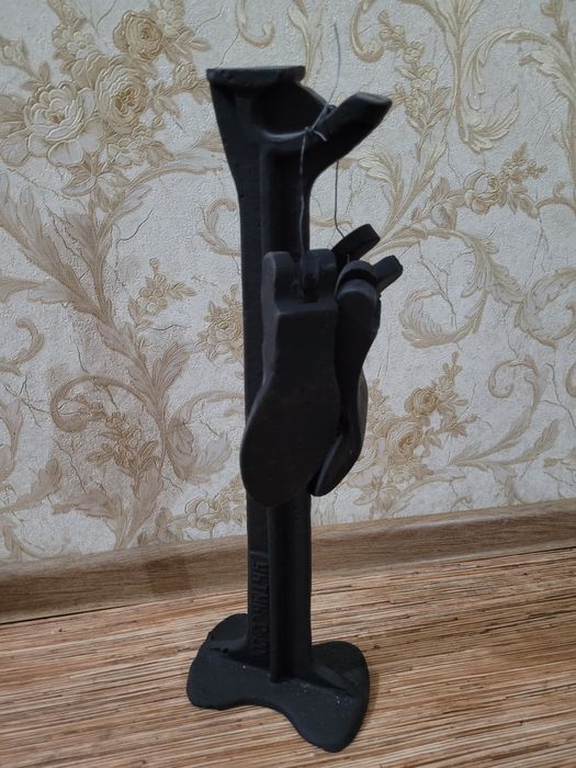 ПРОДАМ. Сапожная лапа. 10000 и тг,