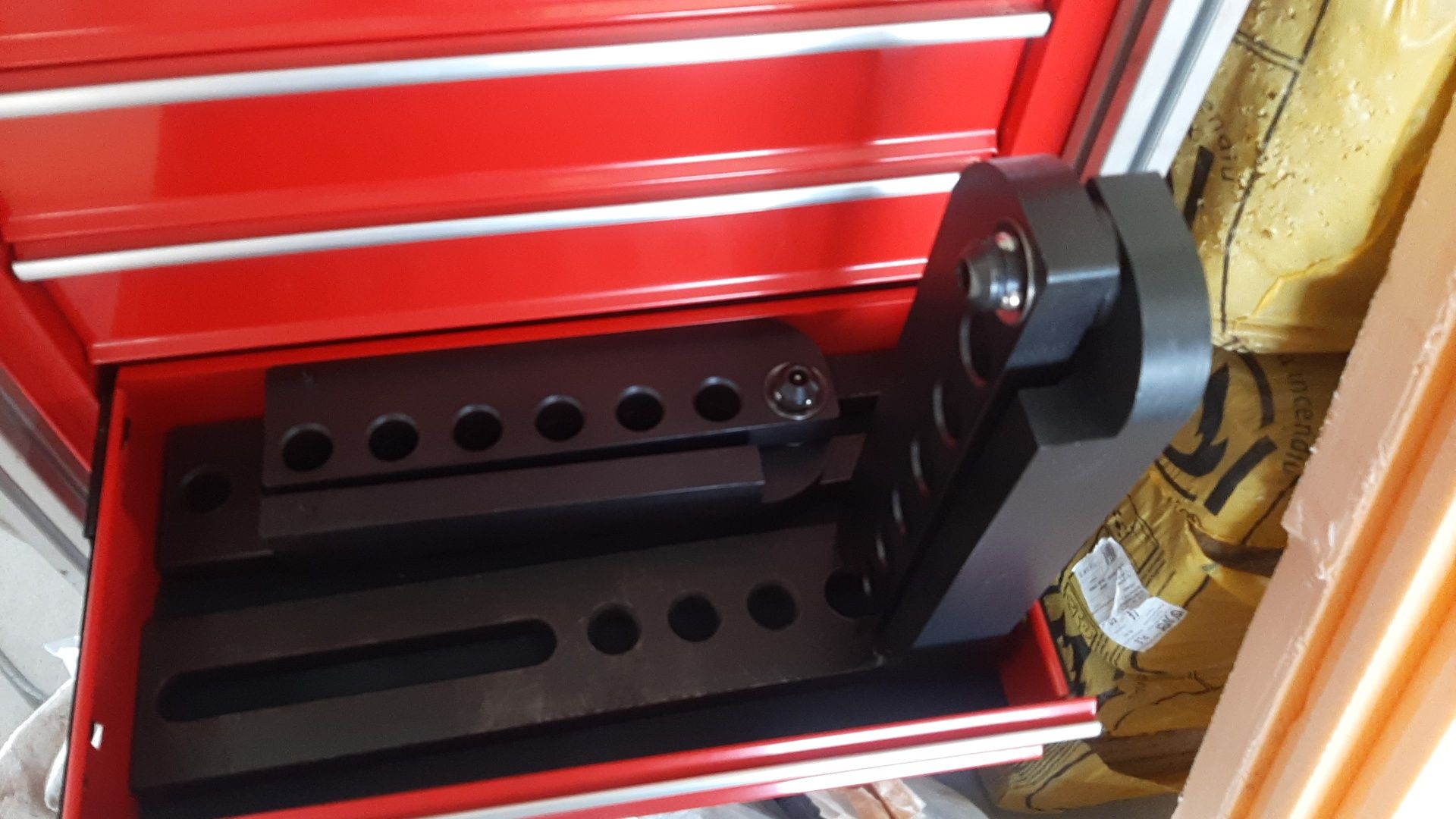 Mese de sudura 3D Demmeler si Siegmund  2000x1000mm, gauri de 28mm
