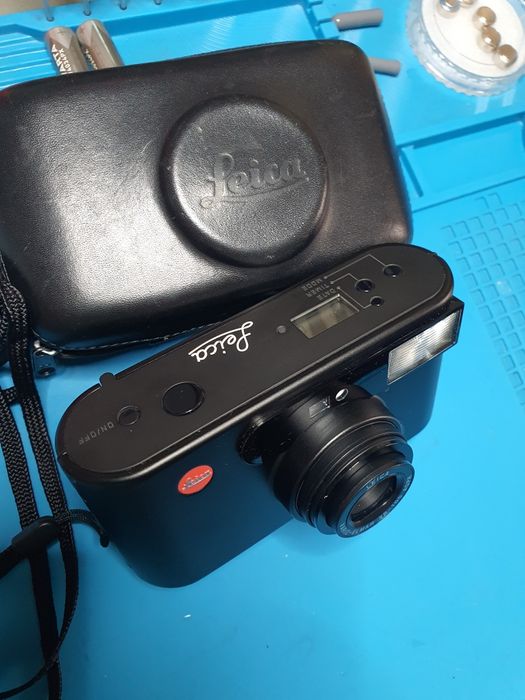 Camera compacta Leica C1 , 35mm p&s film camera