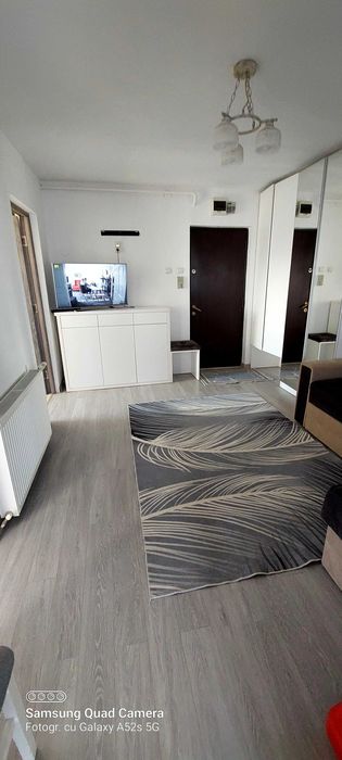 Închiriez apartament  utilat și mobilat în regim hotelier.