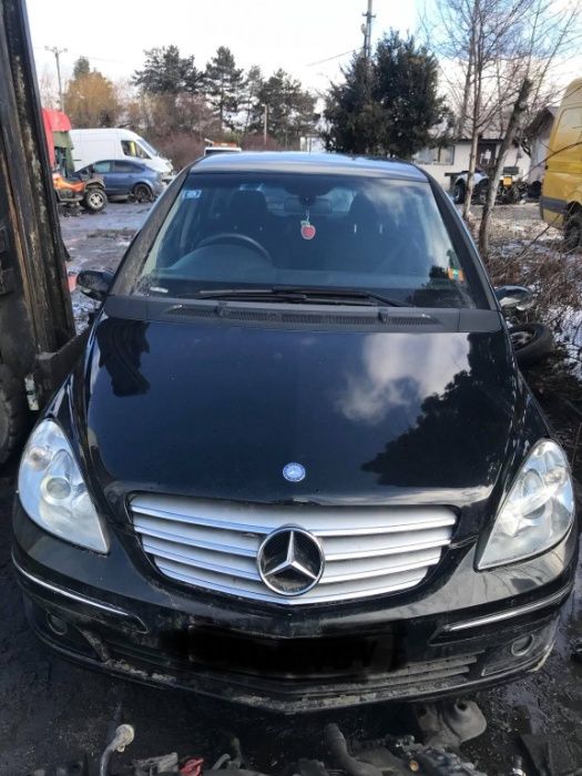Piese din dezmembrari  Mercedes B Class  /  B 160 B 170 B 180 B 200