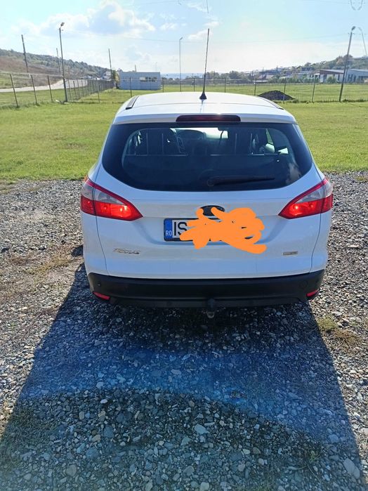 Vând Ford Focus an 2012