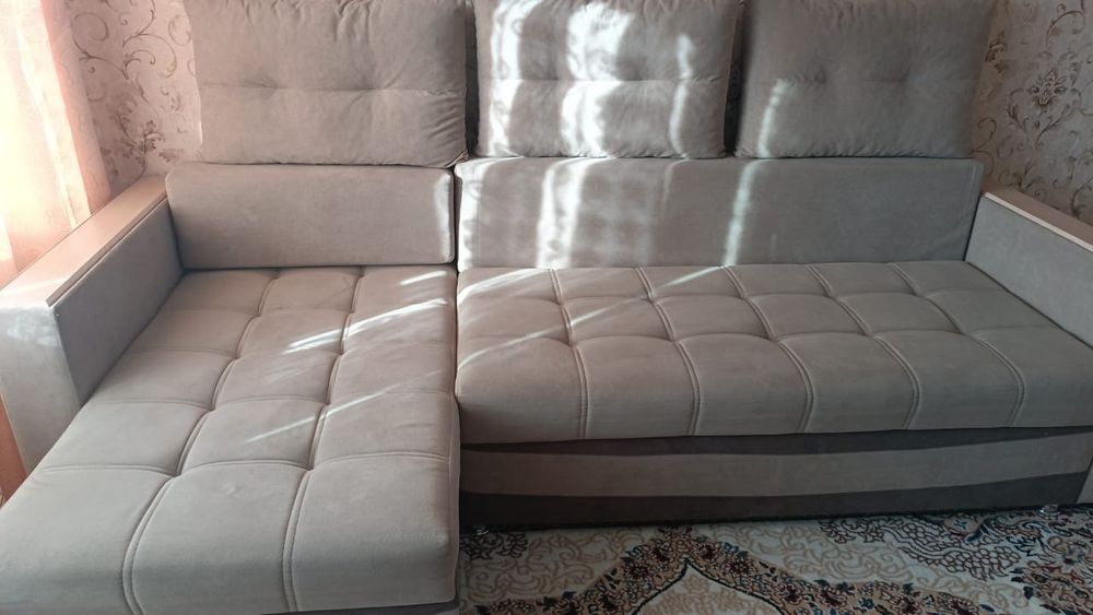 Продается диван в хорошем состоянии