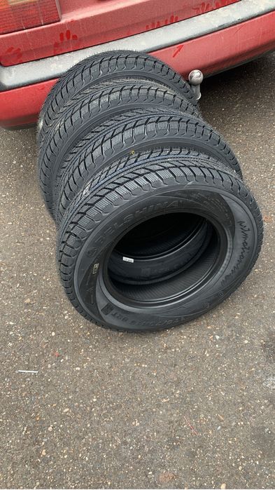 Зимняя автошинаа