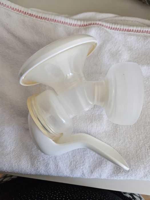 Pompa san manuala Avent