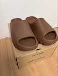 Vând Yeezy Slide Flax 44