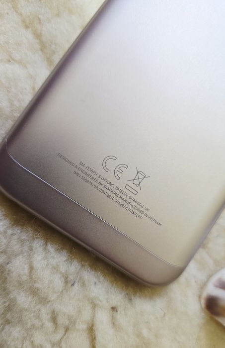 SAMSUNG GALAXY J3 (2017) Gold - Stare implecabila