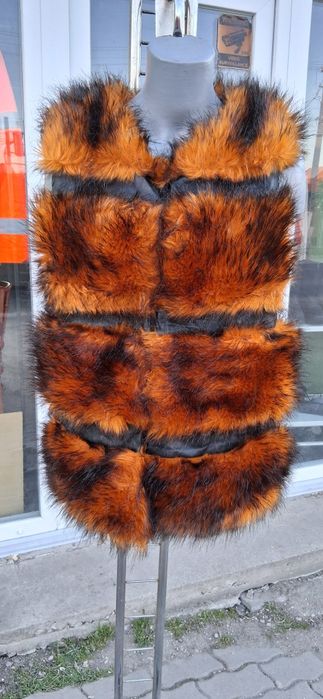 Vesta          de         blana