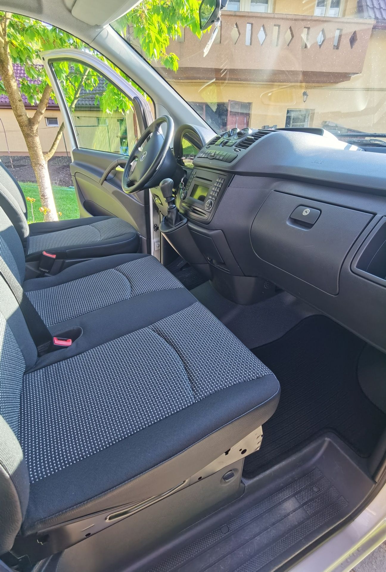 Mercedes vito 8 plus 1