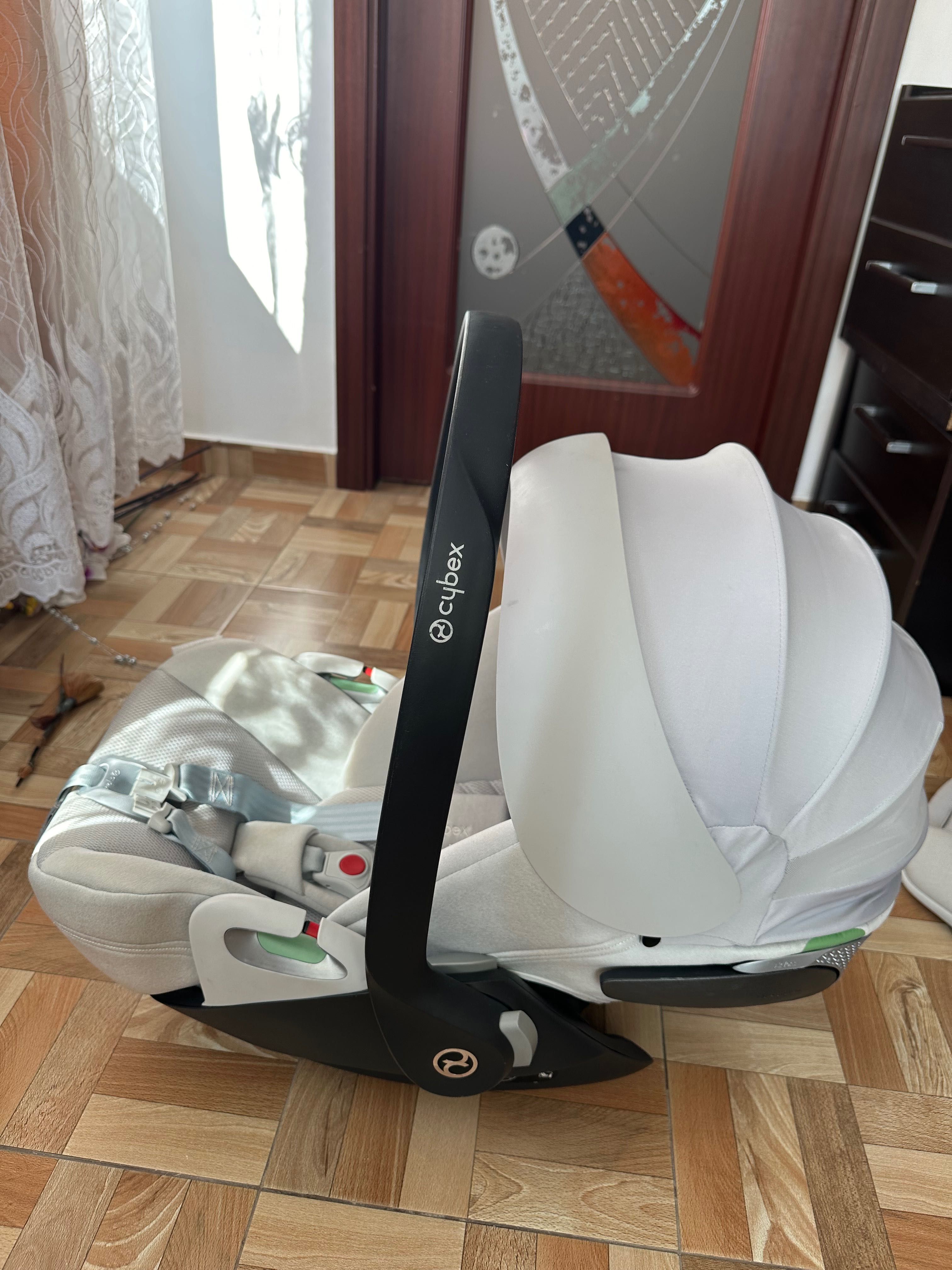 Vând Scoică Cybex Platinum Cloud T Plus i-Size- light grey