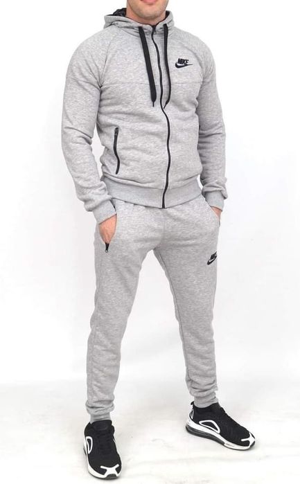 Мъжки екипи от м до 5хл