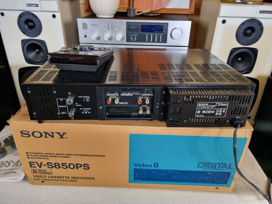 Video Sony 8 mm. EV-850PS. Perfect functional. Impecabil.
