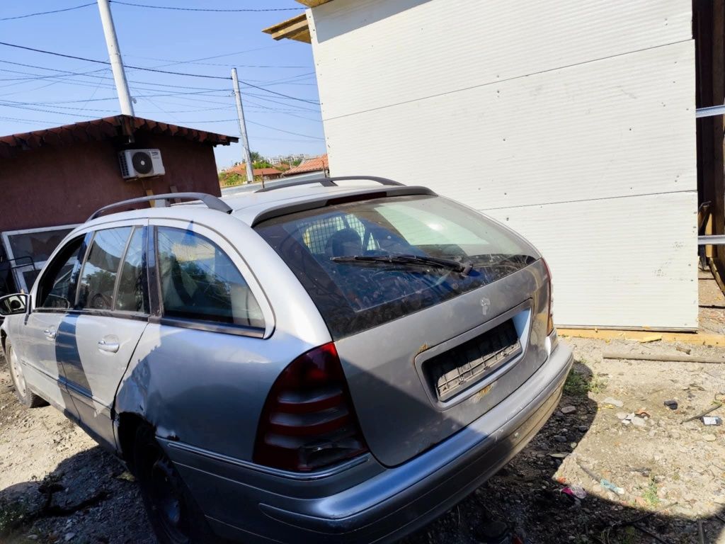 Мерцедес 203 2.2 mercedes 203 2.2CDI 143коня на части