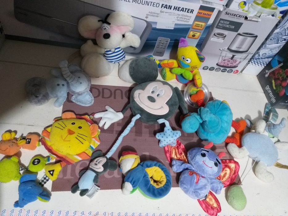 Lot Plusuri Muzicale Bebelusi