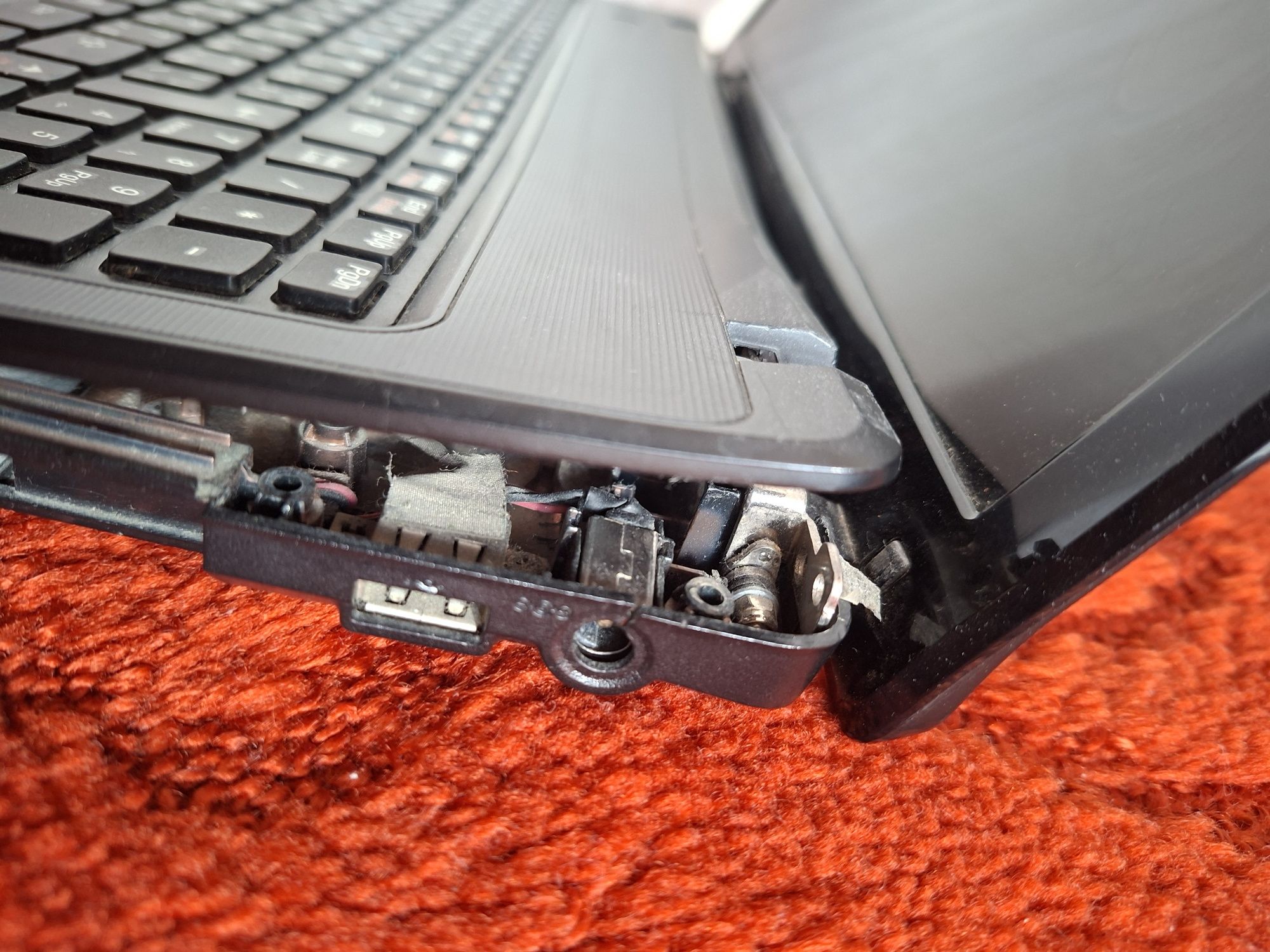 Лаптоп Lenovo G570