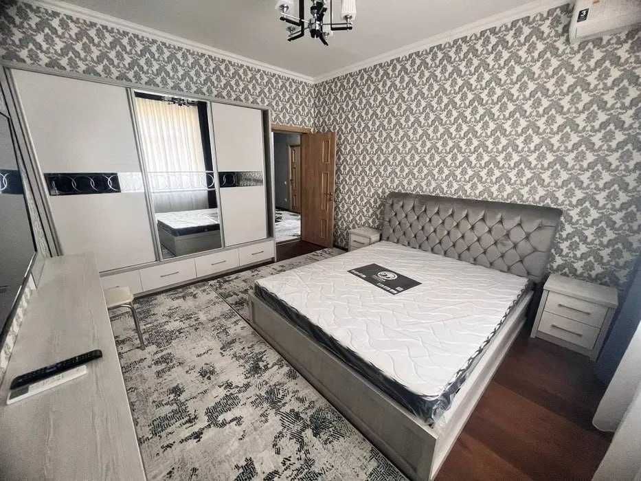 СРОЧНО Сдаётся кв ул Ахмад Дониш 3-ком/4/9 ро-н Юнусабад-13 кв 569*