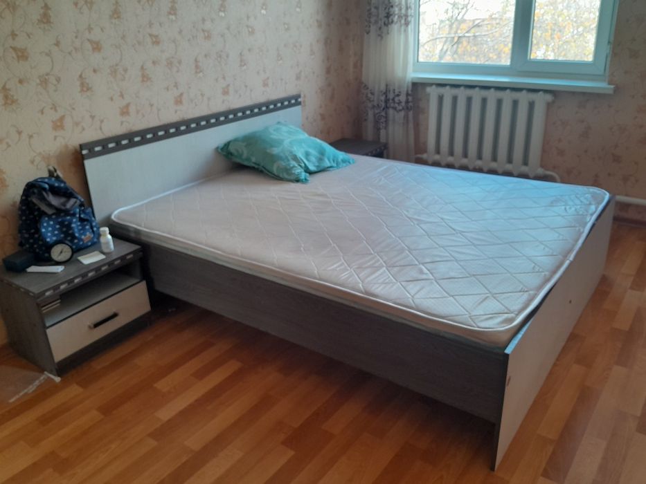 Мебель спальняя бу