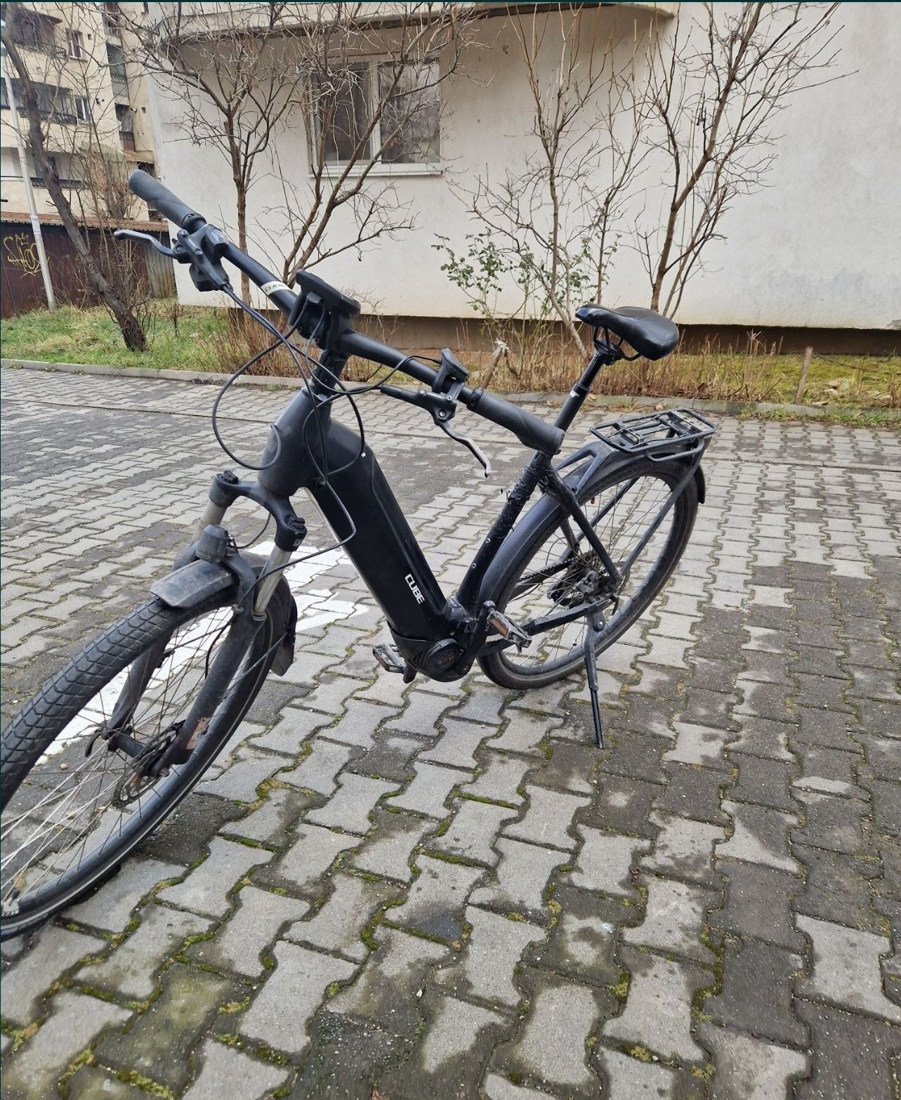 Inchiriez bicicleta electrica / angajam curieri / Bolt-Food Glovo Tazz