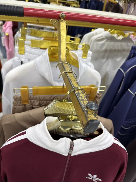 Kiyim veshelka (javon)