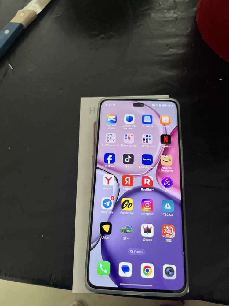 Xonorx9c yangi telefon 1hafta ishlatilgan pul zaruligi uchun sotyapman