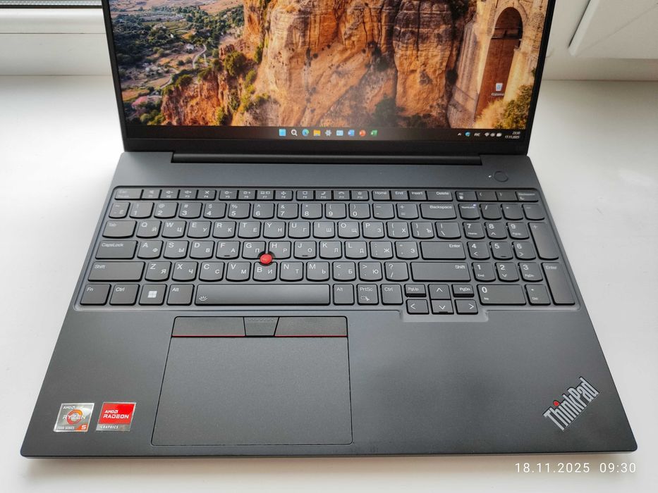Lenovo ThinkPad E16 Gen 1/R5-7535/8/1Tb/16.0/FHD+/IPS