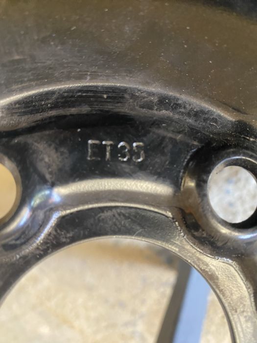 15 цола 5 х 98  мм Резервна Гума Патерица Алфа Ромео , Фиат Типо